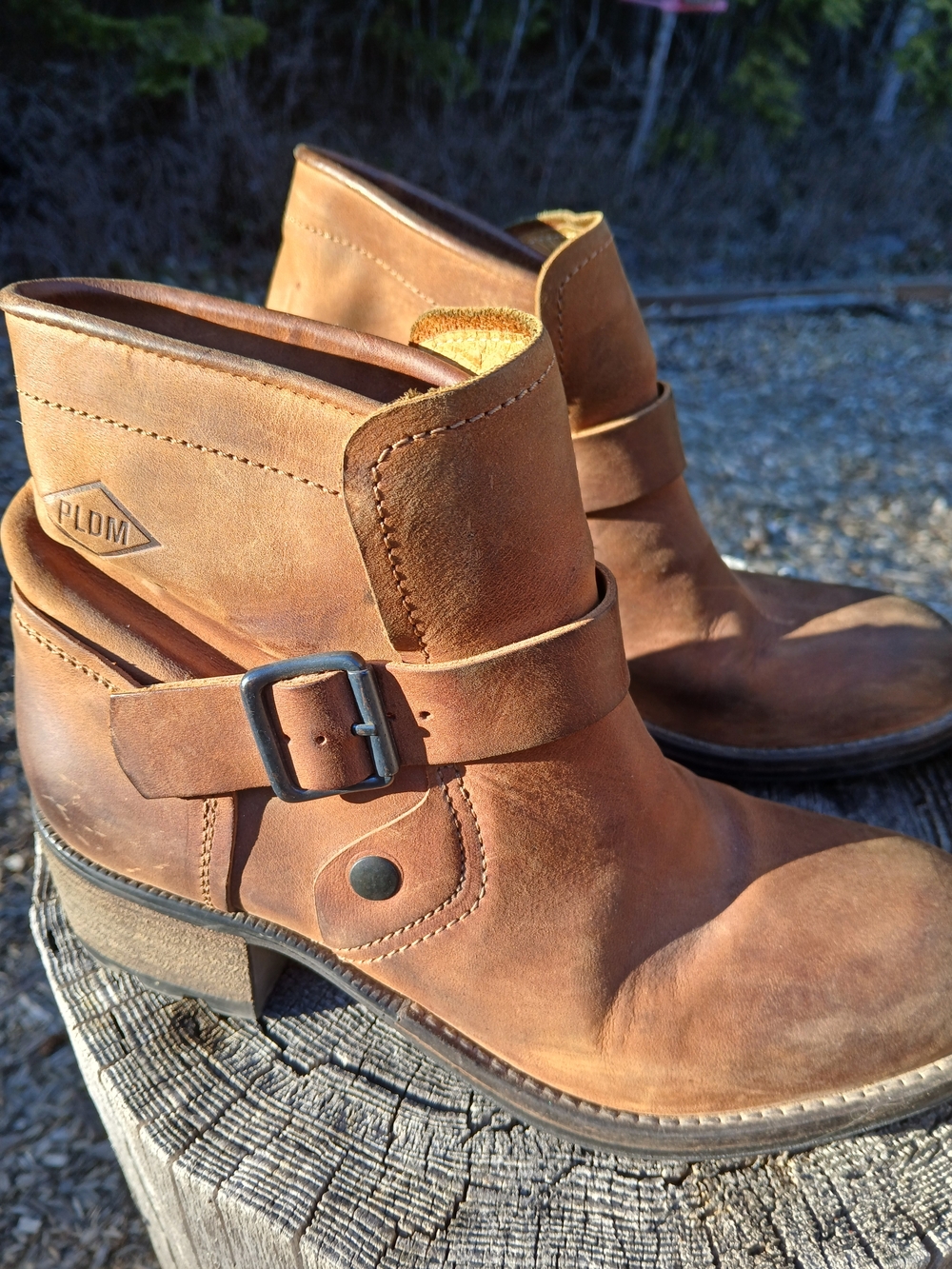 PLDM by Palladium weathered leather ankle booties Womens Size 7 Tan Distressed